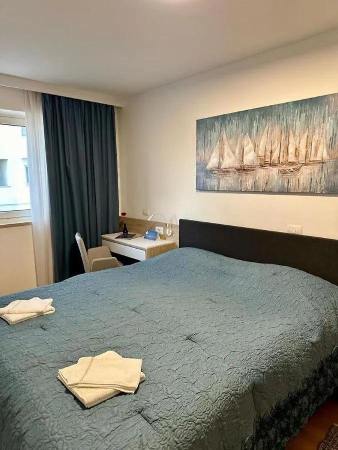 Edra Suite Apartment Umag
